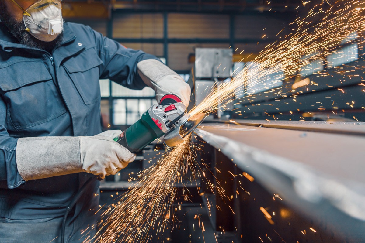 Die Winkelschleifer sind ideal für härteste Anwendungen im Metall- und Stahlbau.